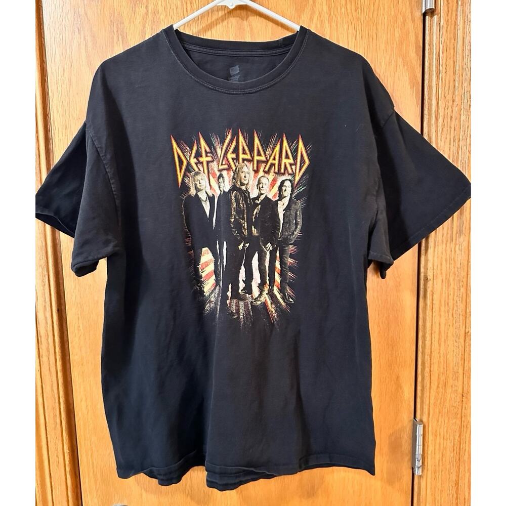 Def Leppard 2012 T-shirt Hanes  Comfort soft Heavyweight XL Rock of Ages Tour